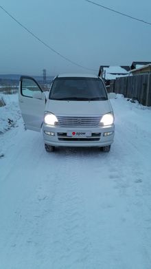  Hiace Regius, 2001