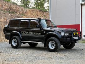 SUV   Toyota Land Cruiser 1997 , 3100000 , 