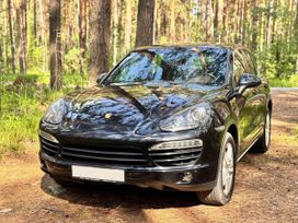 SUV   Porsche Cayenne 2013 , 3000000 , 