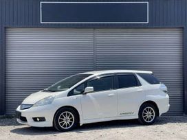  Honda Fit Shuttle 2015 , 805000 , 