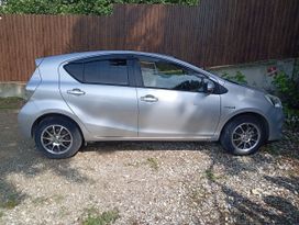  Toyota Aqua 2014 , 970000 , 