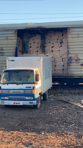  Mazda Titan 1995 , 700000 , 