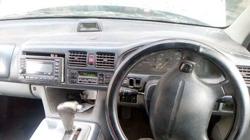    Mazda Bongo Friendee 1997 , 320000 , 