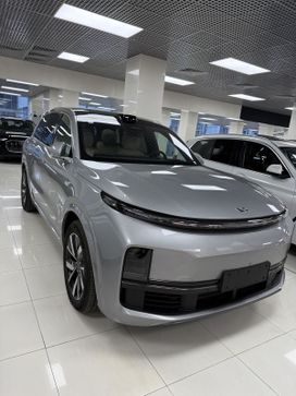 SUV   Li L8 2023 , 5650000 , 