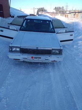  Nissan Laurel 1986 , 320000 , -