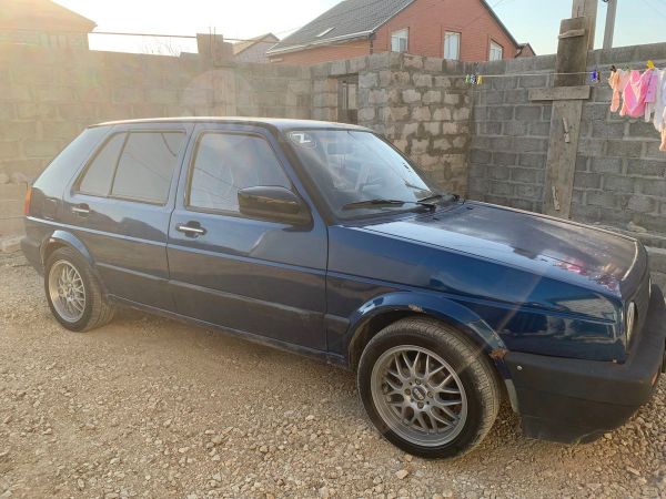  Volkswagen Golf 1990 , 240000 , 