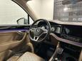 SUV   Volkswagen Touareg 2021 , 7000000 , 