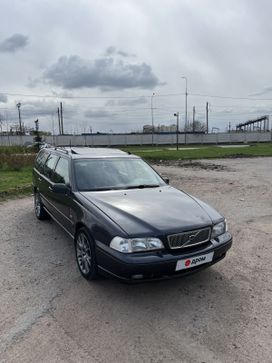  Volvo V70 1997 , 500000 , -