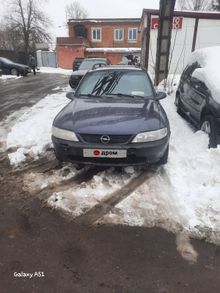  Vectra, 1998