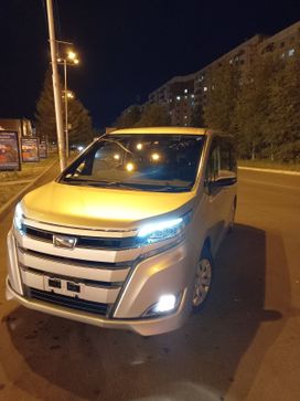    Toyota Noah 2019 , 2300000 , 