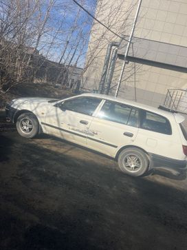  Toyota Caldina 1998 , 400000 , --