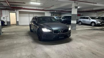  Volvo V60 2018 , 2300000 , 