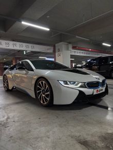  i8, 2016