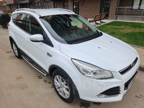 SUV   Ford Kuga 2014 , 1070000 , 