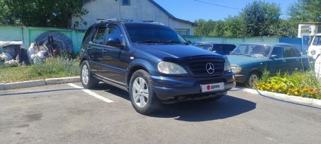SUV   Mercedes-Benz M-Class 1998 , 900000 , 