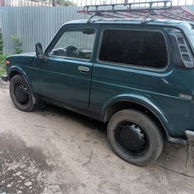  3   4x4 2121  2000 , 325000 , 