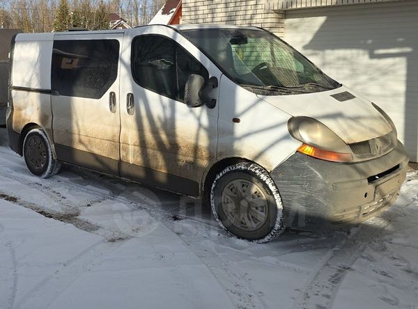    Renault Trafic 2002 , 580000 , 