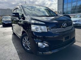    Toyota Voxy 2012 , 1655000 , 