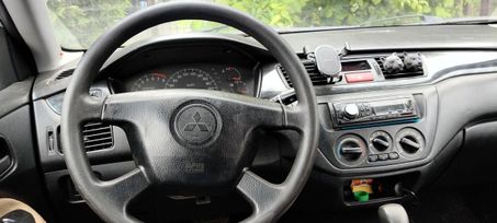  Mitsubishi Lancer 2004 , 300000 , 