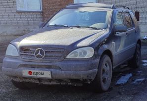 SUV   Mercedes-Benz M-Class 2000 , 520000 , 