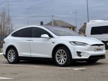  Model X, 2017
