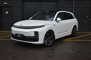 SUV   Li L7 2024 , 6400000 , 