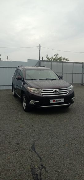 SUV   Toyota Highlander 2011 , 1750000 ,  