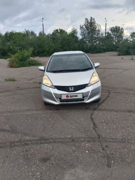  Honda Fit 2011 , 675000 , 