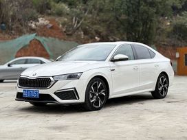  Skoda Octavia 2021 , 1600000 , 