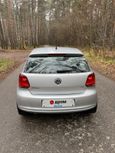  Volkswagen Polo 2010 , 700000 ,  