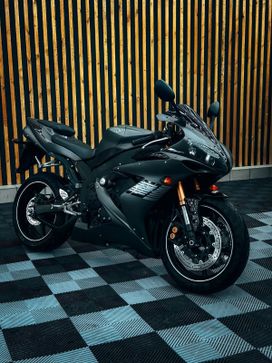  Yamaha R1, 2008
