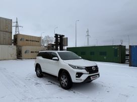SUV   Toyota Fortuner 2020 , 5300000 , -