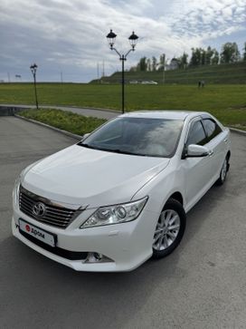  Toyota Camry 2012 , 2200000 , 