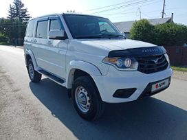SUV     2016 , 880000 , 