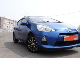  Toyota Aqua 2014 , 880000 , 