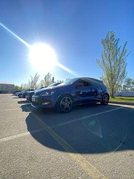  Volkswagen Polo 2011 , 650000 , 