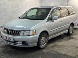    Nissan Bassara 2001 , 780000 , 