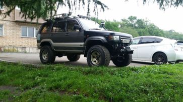 SUV   Isuzu Bighorn 1996 , 1300000 , -