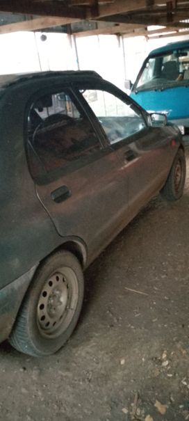  Mazda 121 1992 , 300000 , 