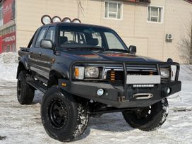  Toyota Hilux 1990 , 1680000 , 