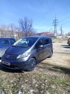    Honda Freed 2010 , 914000 , 