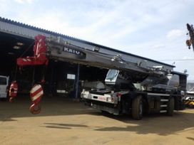  Kato KR-25H-V7 2010 , 18000000 , 
