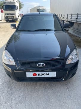    2008 , 300000 , 