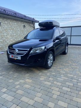 SUV   Volkswagen Tiguan 2008 , 780000 , 