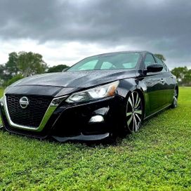  Nissan Altima 2018 , 3290000 , 