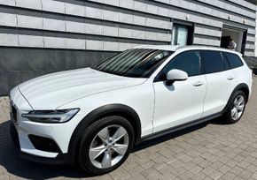  Volvo V60 2019 , 3033000 , 