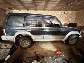SUV   Mitsubishi Pajero 1993 , 800000 , 