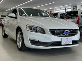  Volvo V60 2015 , 900000 , 