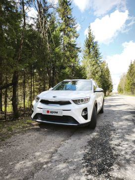 SUV   Kia Stonic 2018 , 1600000 , 