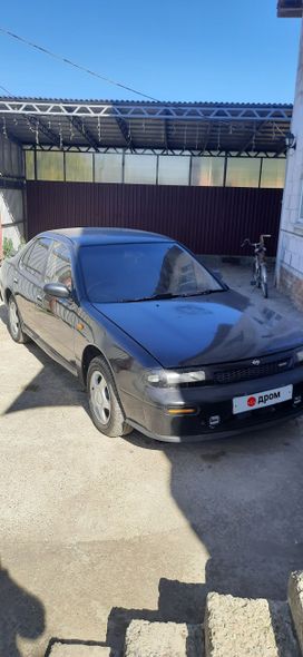  Nissan Bluebird 1993 , 220000 , 